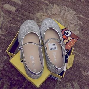 NWT Little Girls’ MaryJanes